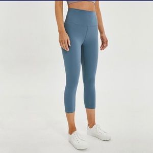 High Waist Capri Legging - Zory del Mar